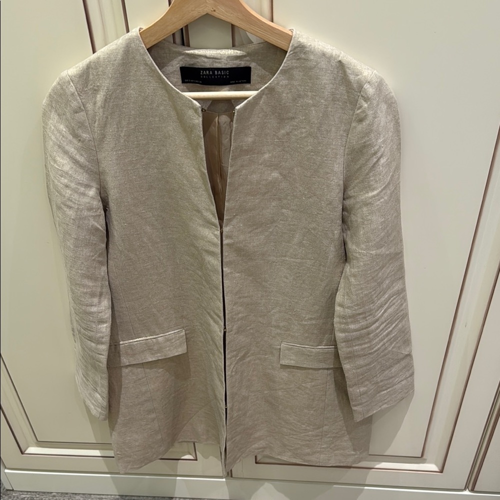 Zara Basic Collection Cream Blouse - Picture 3 of 7